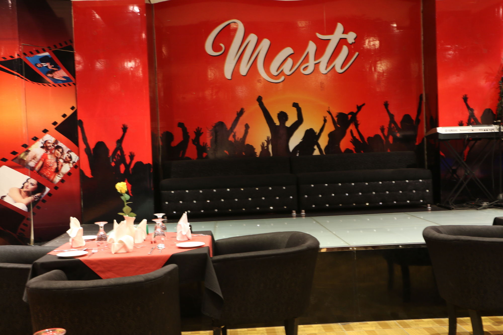 Фото Pars International Hotel