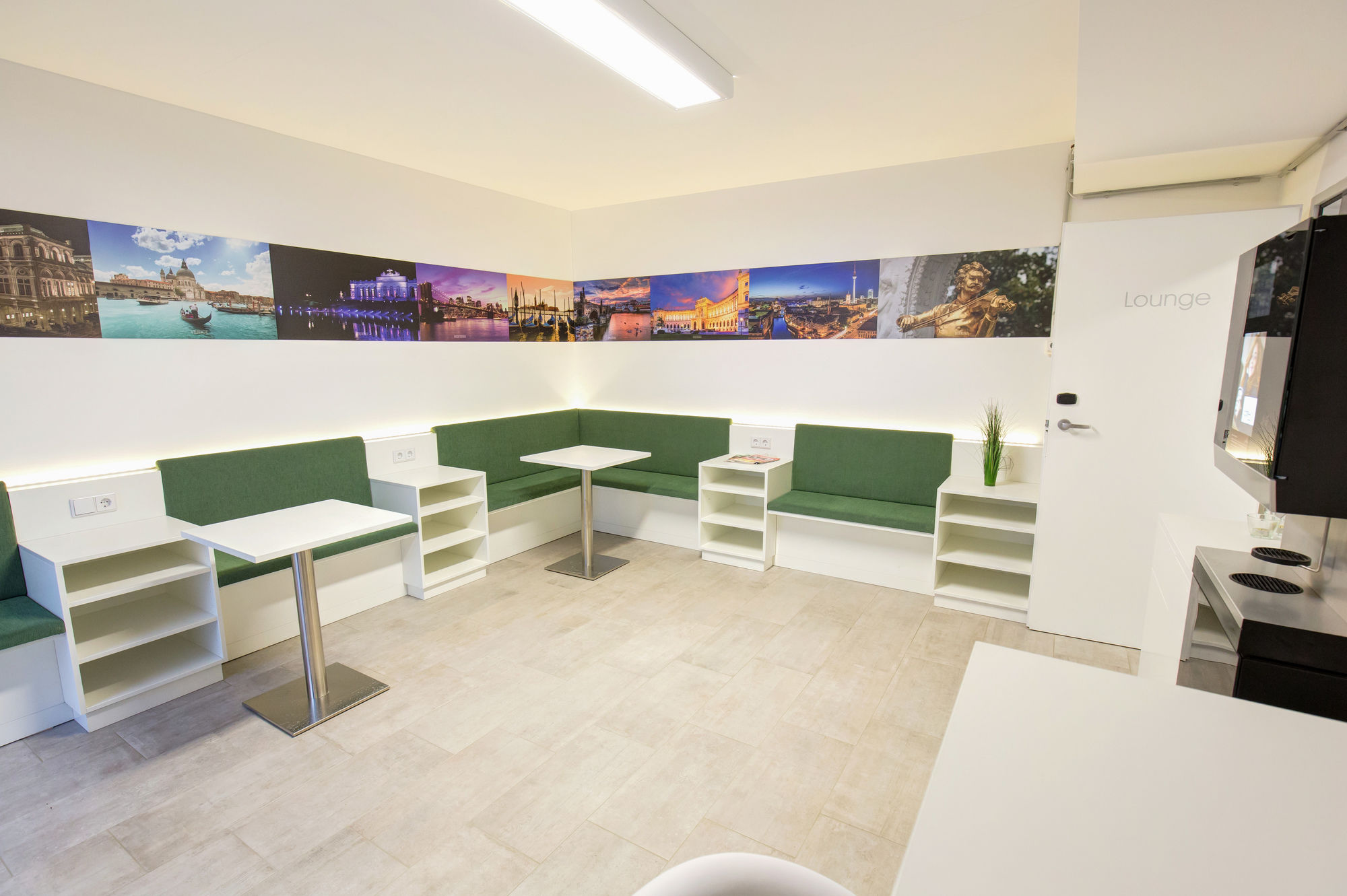 Фото Aparthotel Smart Apart Living - Wien Hauptbahnhof