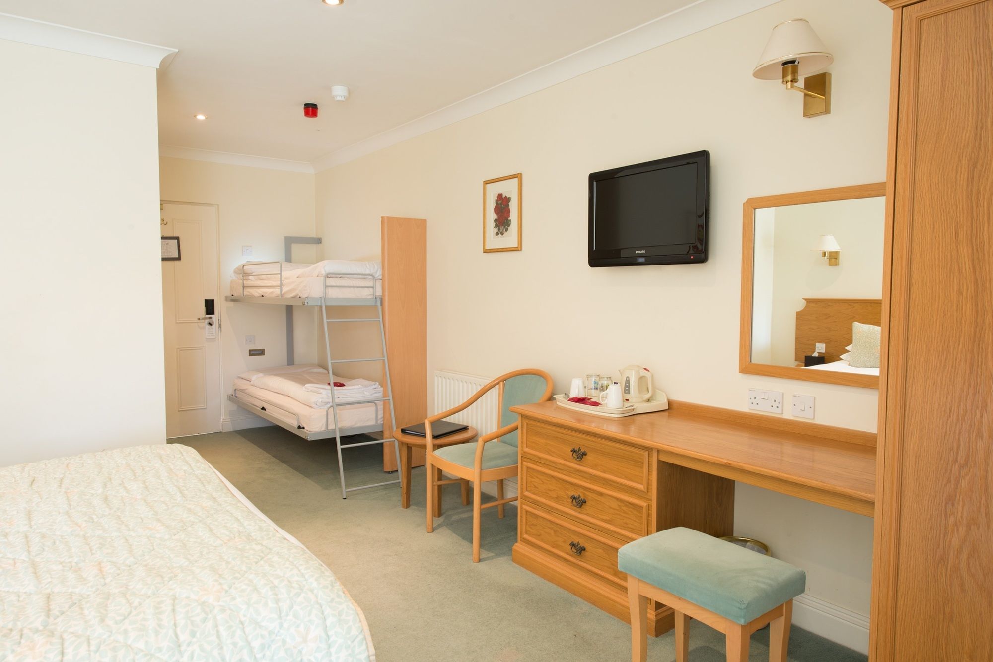 Фото Beaulieu Hotel