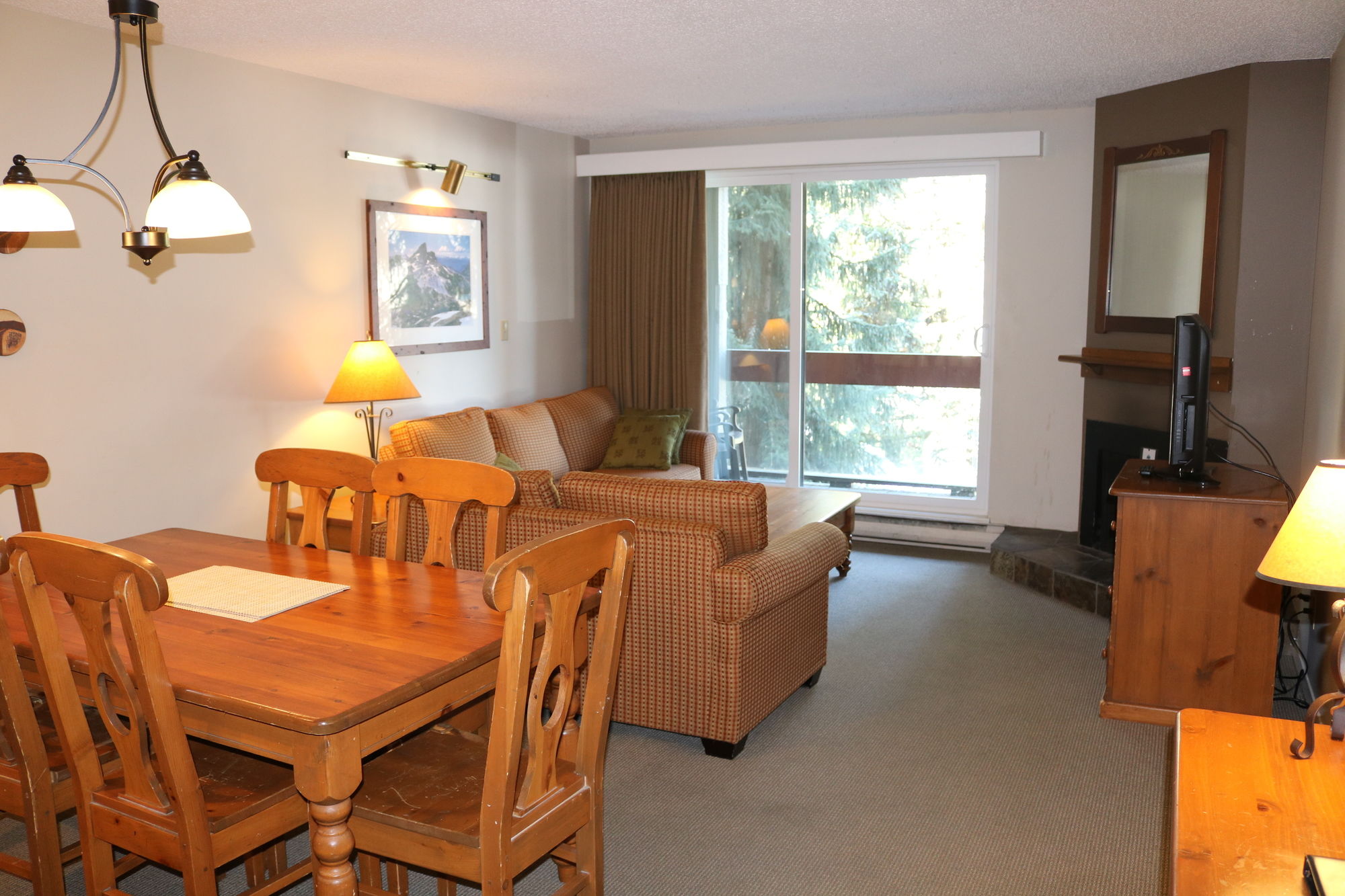 Фото Tantalus Resort Lodge