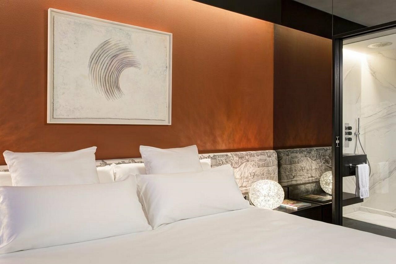 Фото The Pavilions Madrid