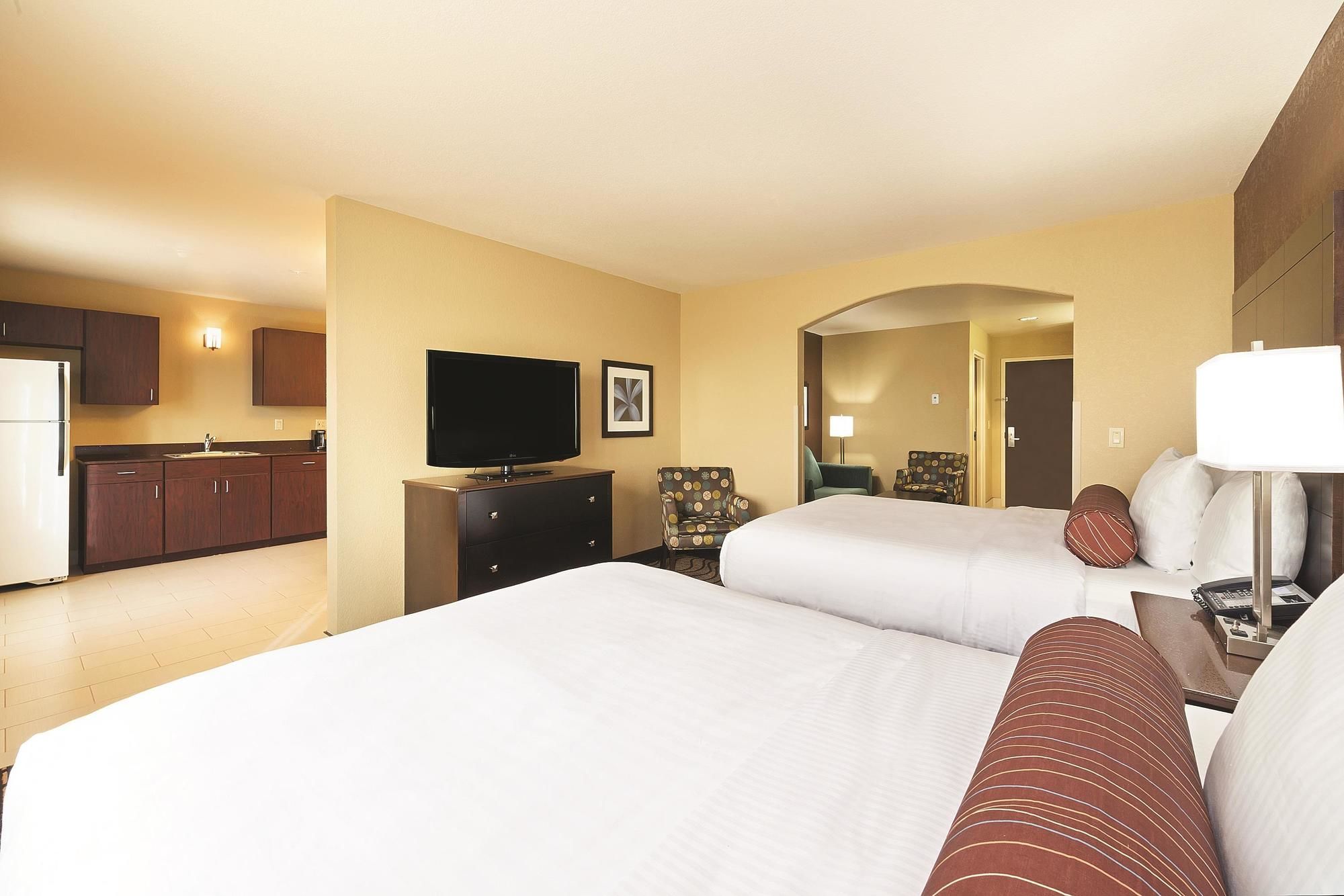 Фото La Quinta Inn & Suites by Wyndham Meridian Boise West