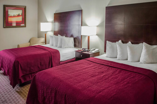 Гостиница Quality Inn Pensacola в Пенсаколе