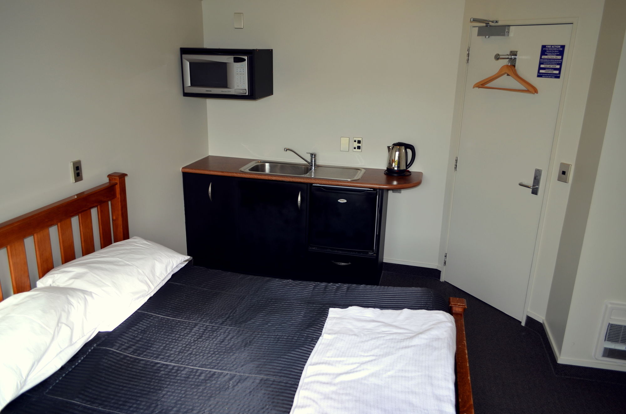 Фото Airport Motel