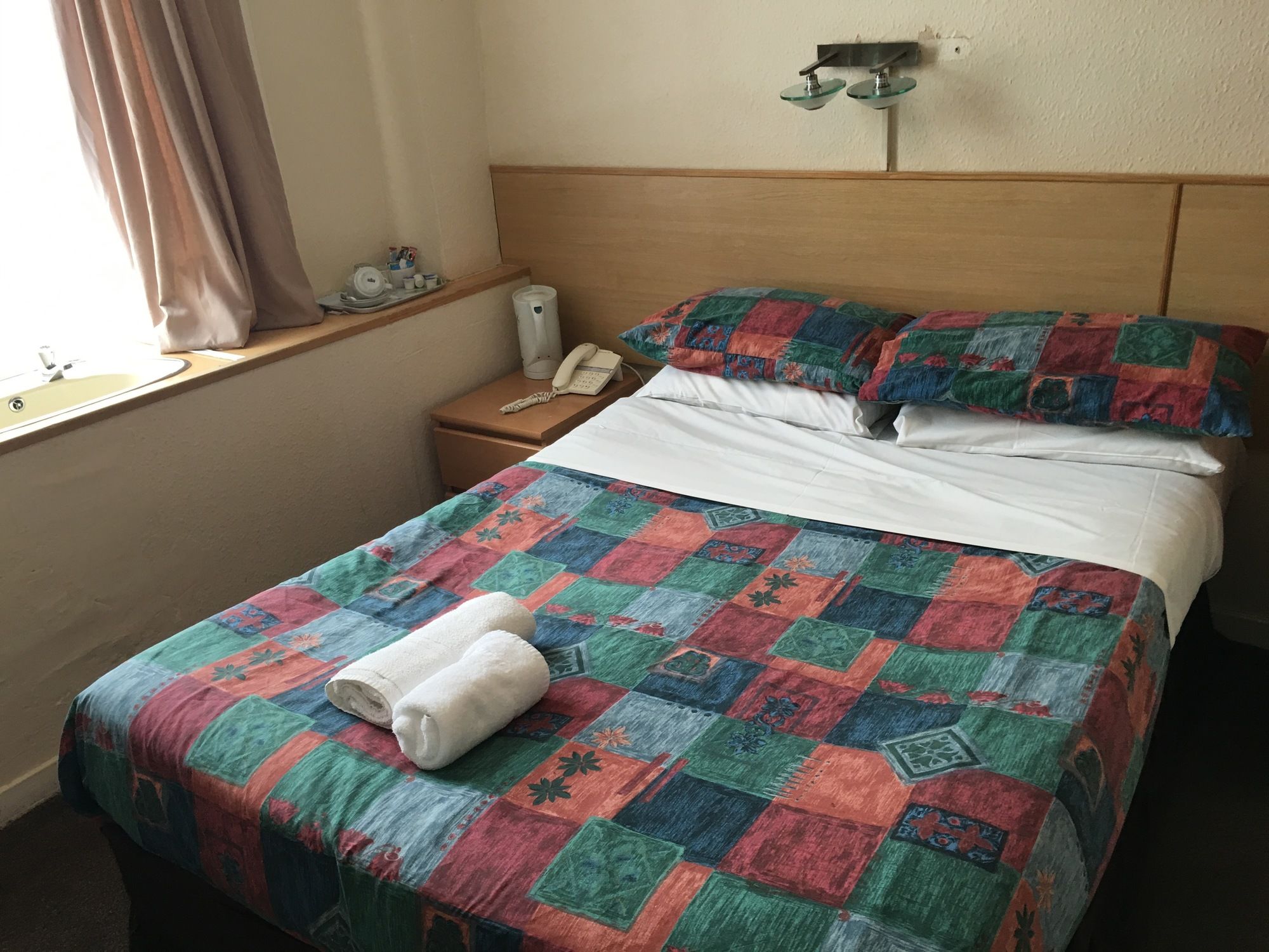 Фото Smiths Hotel