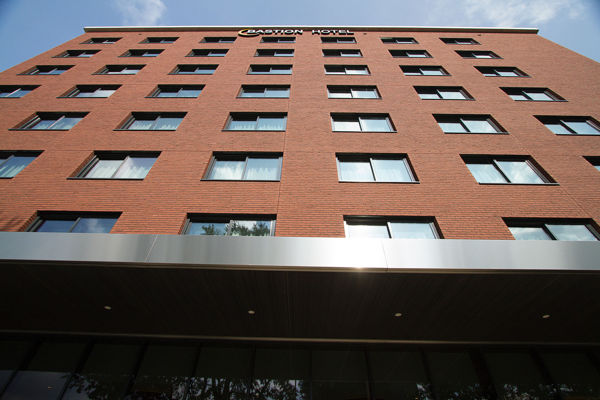 Фото Bastion Hotel Tilburg