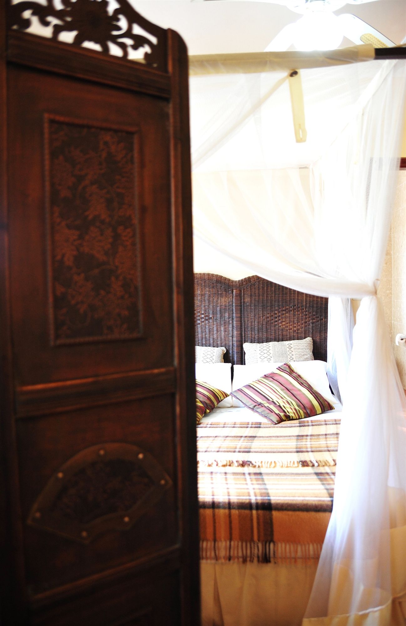 Фото Catembe Gallery Hotel