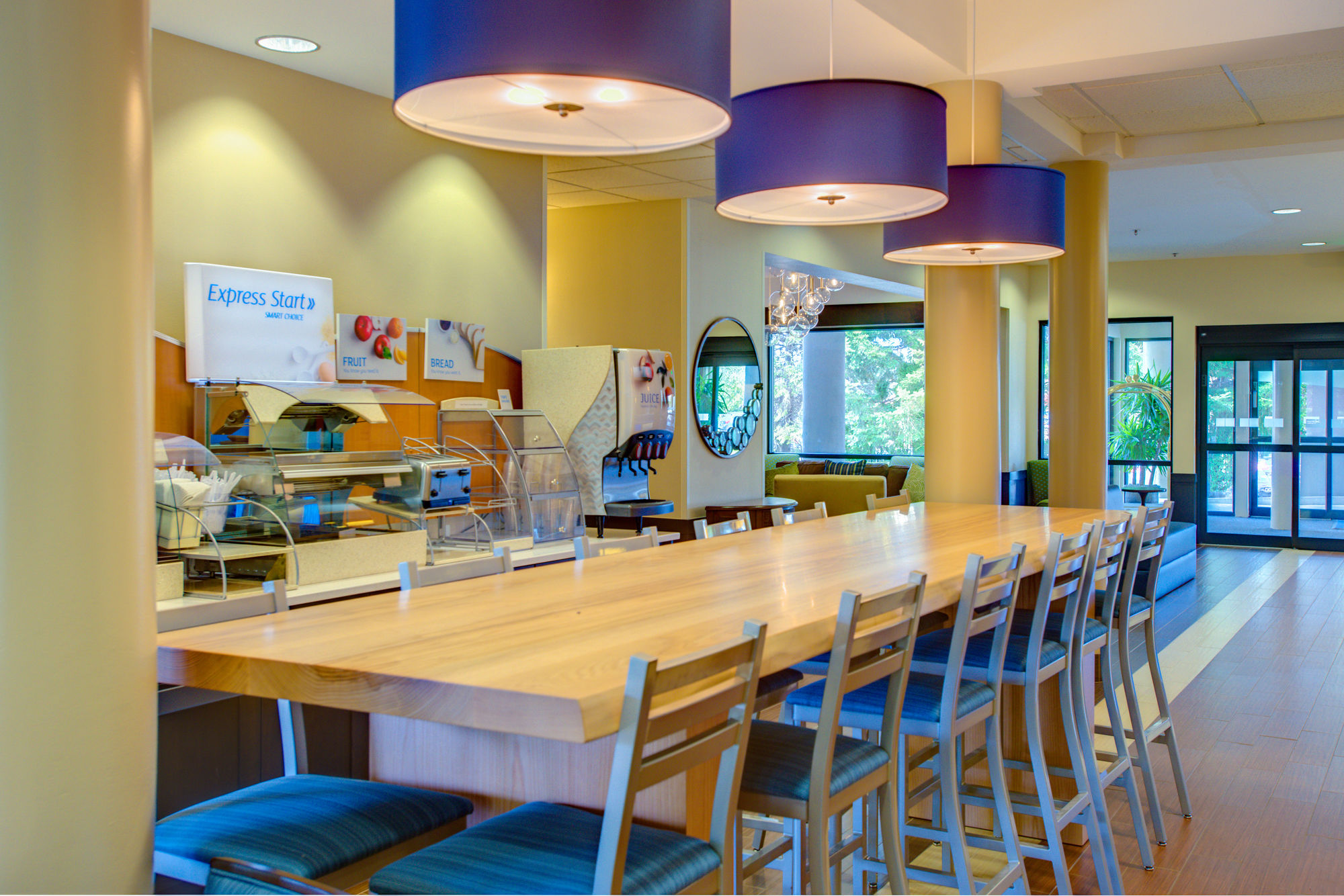 Фото Holiday Inn Express Bellingham, an Ihg Hotel