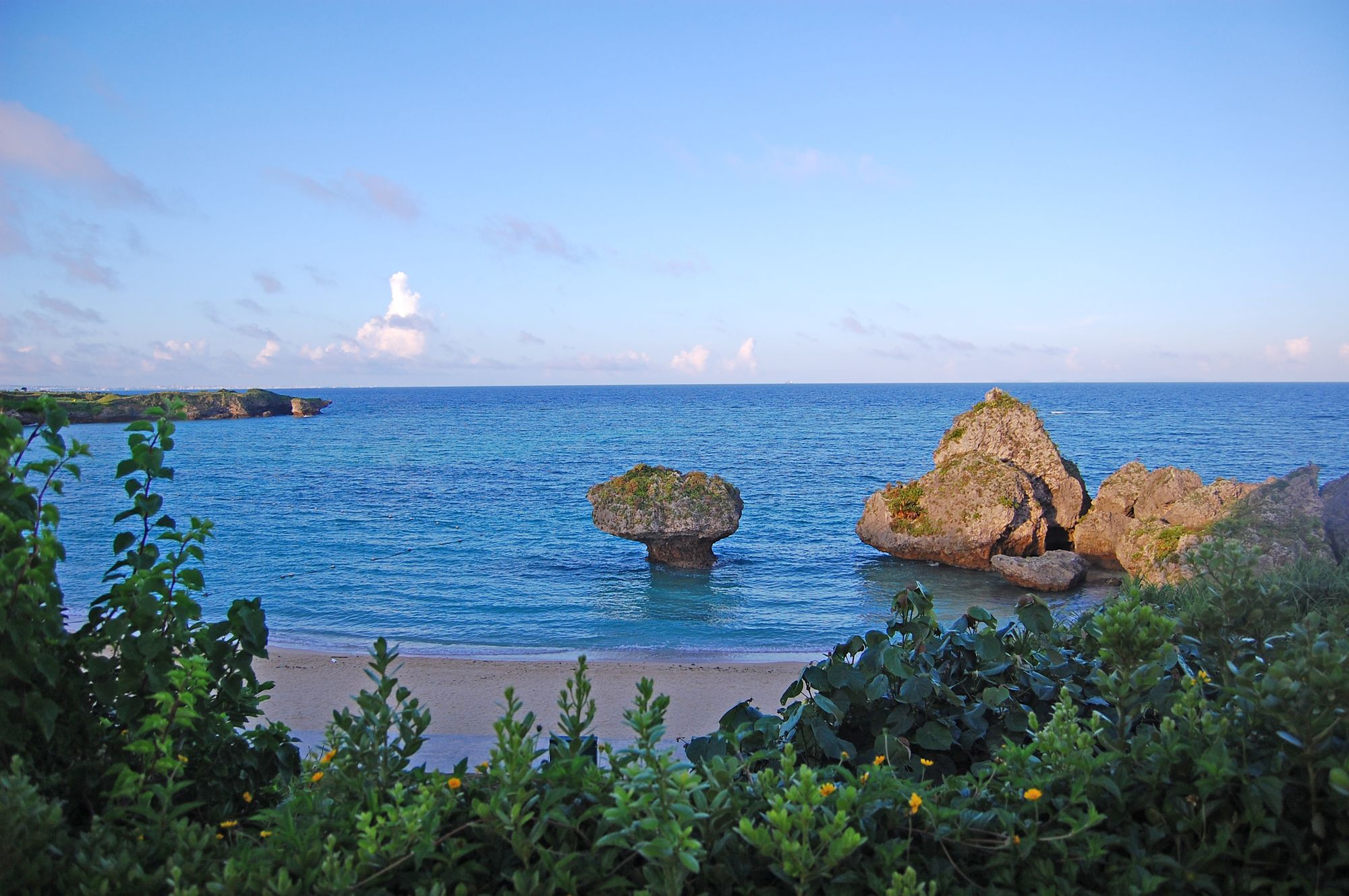 Фото Hotel Nikko Alivila Yomitan Resort Okinawa