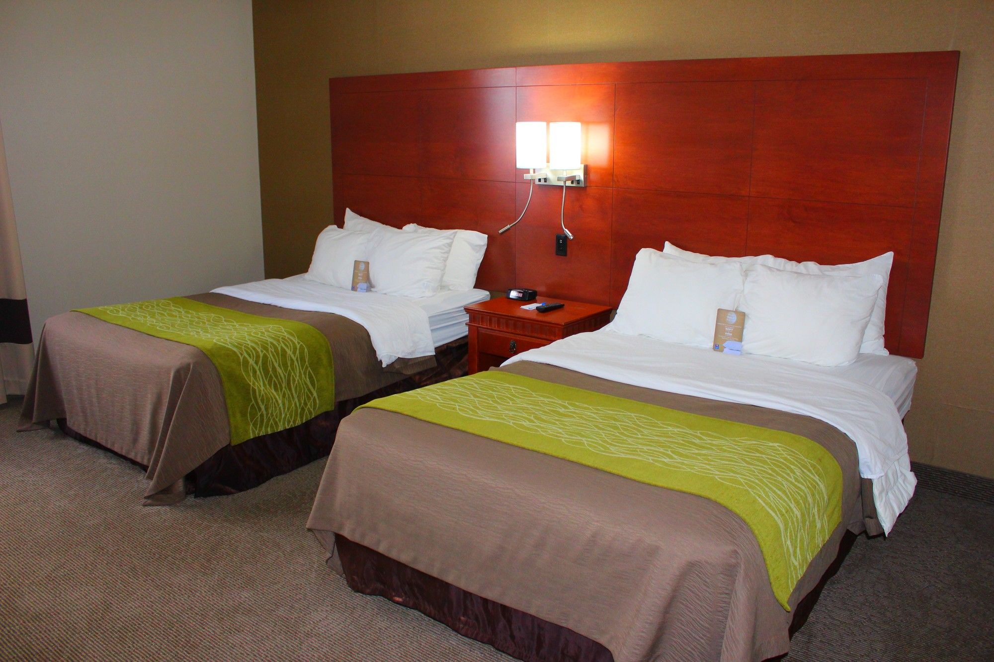 Фото Comfort Inn & Suites Barrie