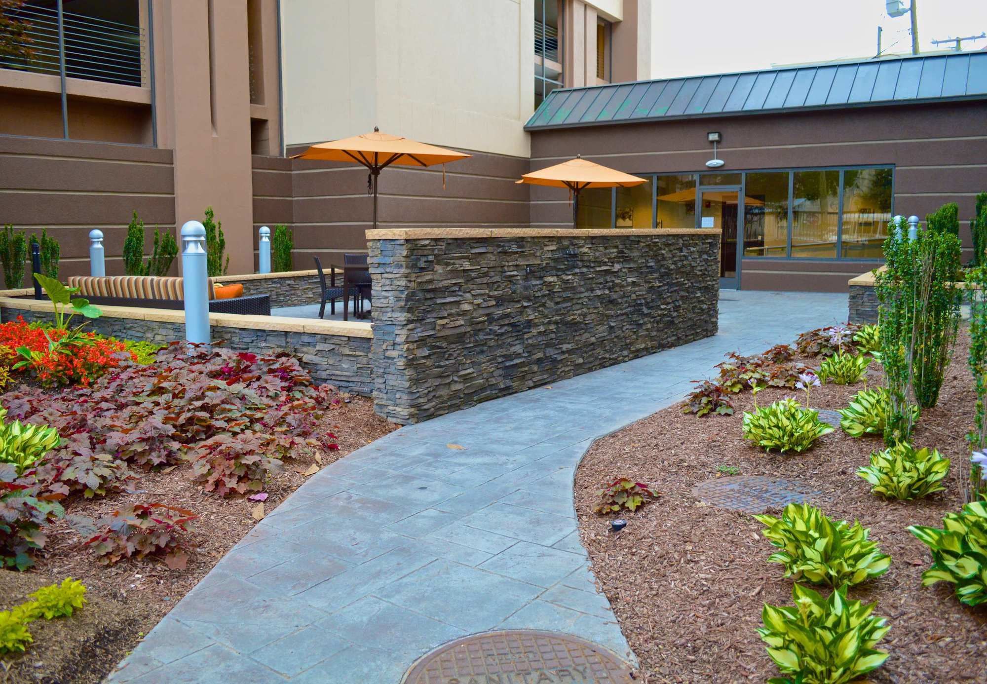 Фото Courtyard by Marriott Vanderbilt-West End