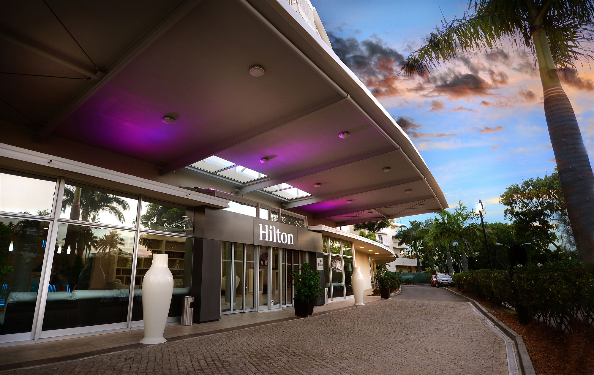 Фото Hilton Noumea La Promenade Residences