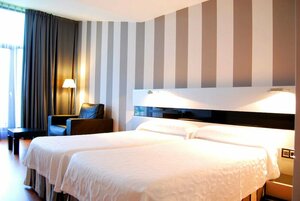 Indiana Golf (Comunidad Autónoma de Asturias, Asturias, Llanes, San Roque del Acebal), hotel