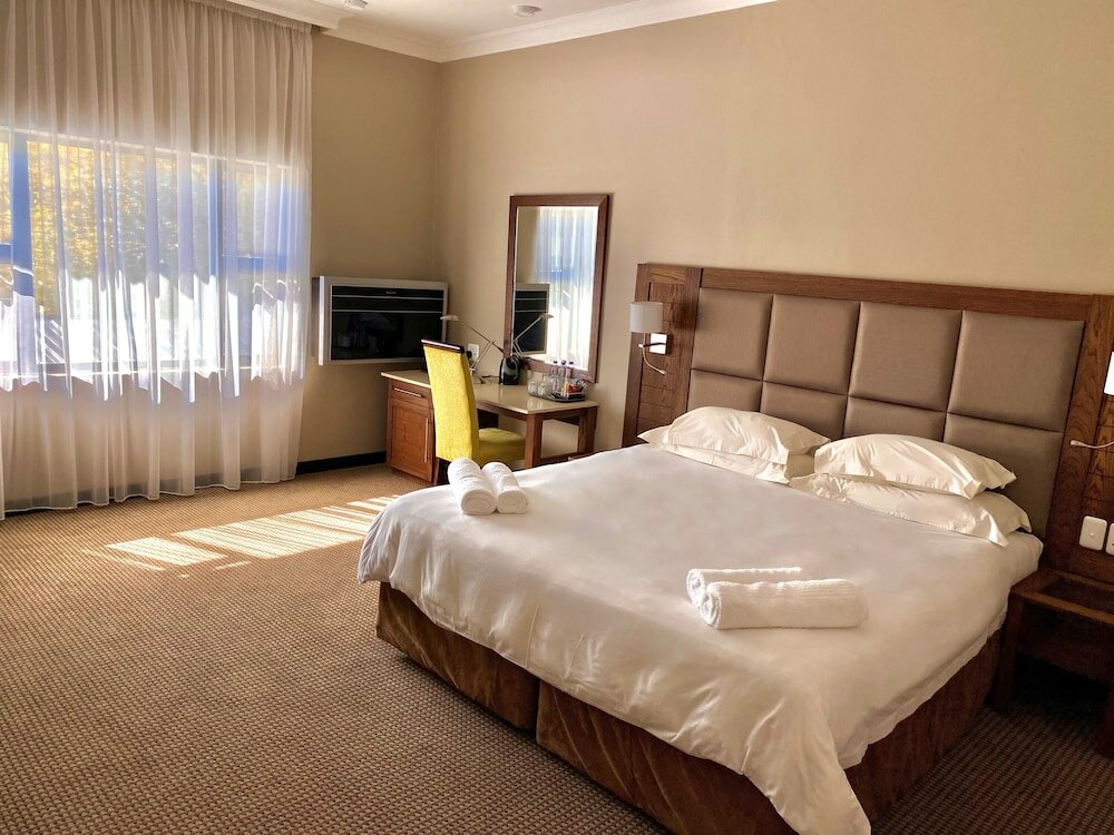 Фото отеля 2