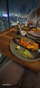 Tropicana 360 (Doha, Zone 61, Al Dafna, Balmesan Street, 36), restaurant