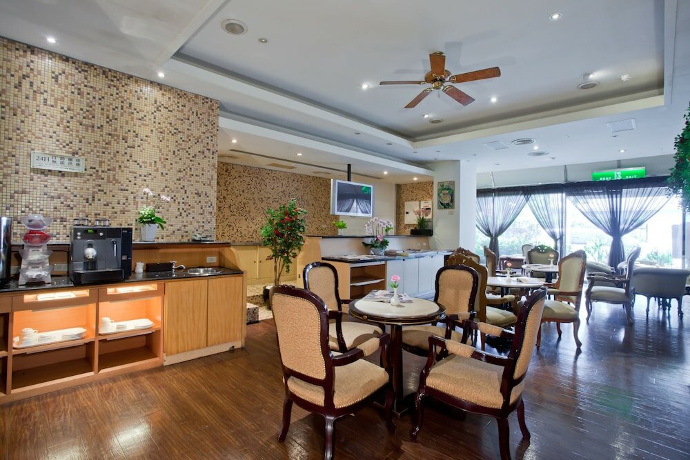 Фото Happiness Hotel