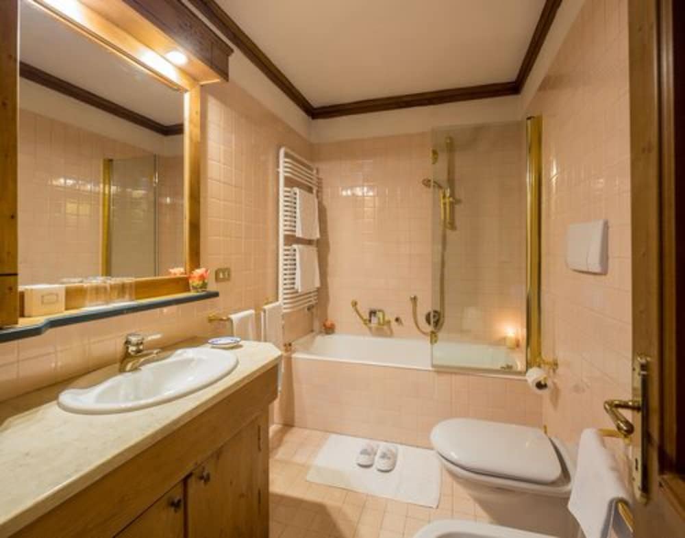 Фото Hotel Bellevue Suites & SPA