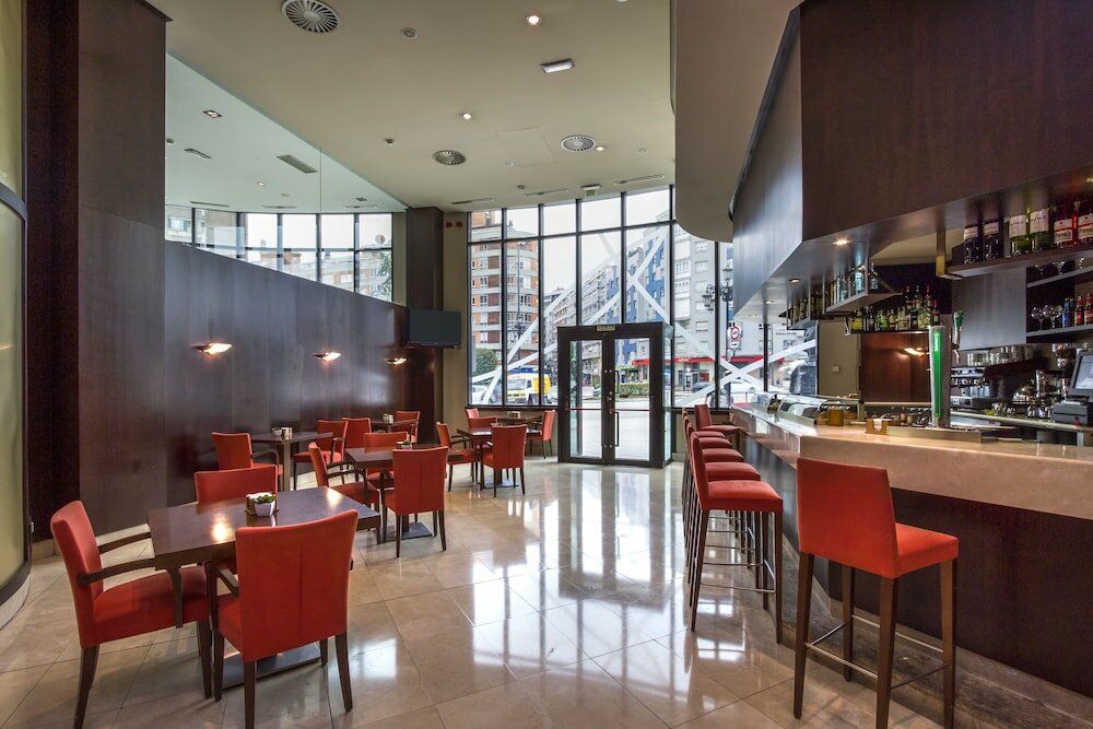 Фото Exe Oviedo Centro