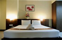 Фото Airport Resident 2