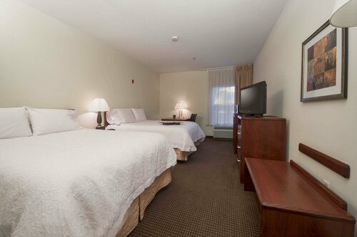 Гостиница Hampton Inn Tracy