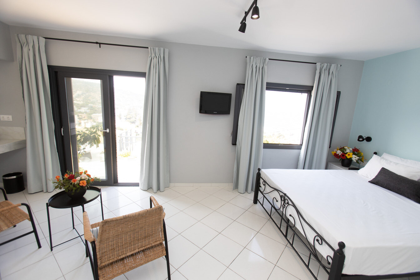 Фото Minois Boutique Hotel 