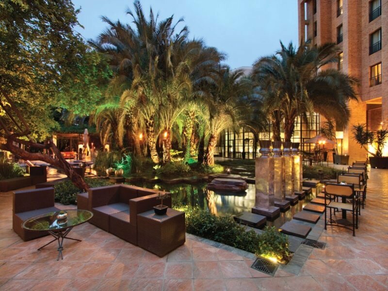 Фото отеля 2