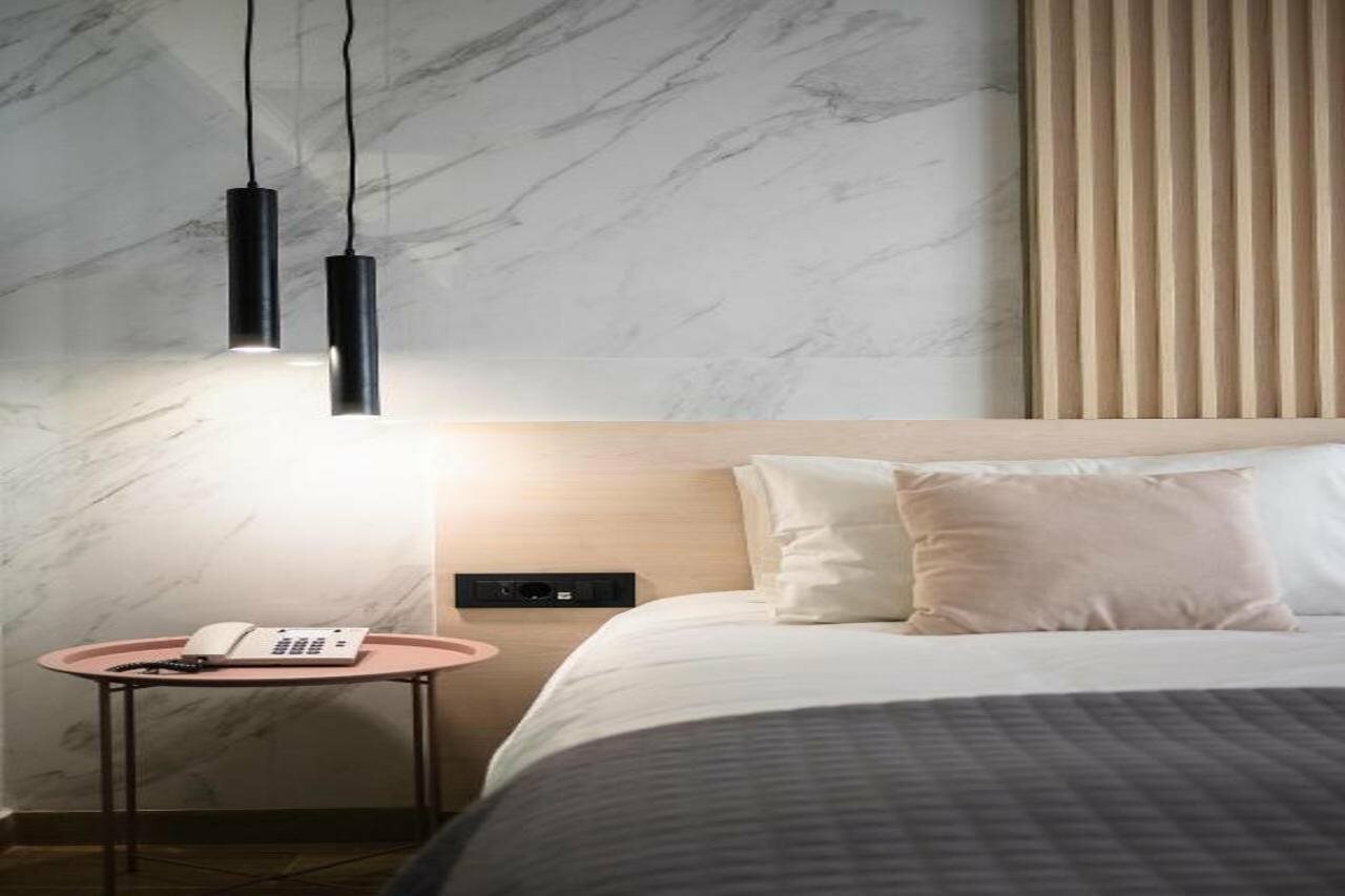 Фото Athena Hotel