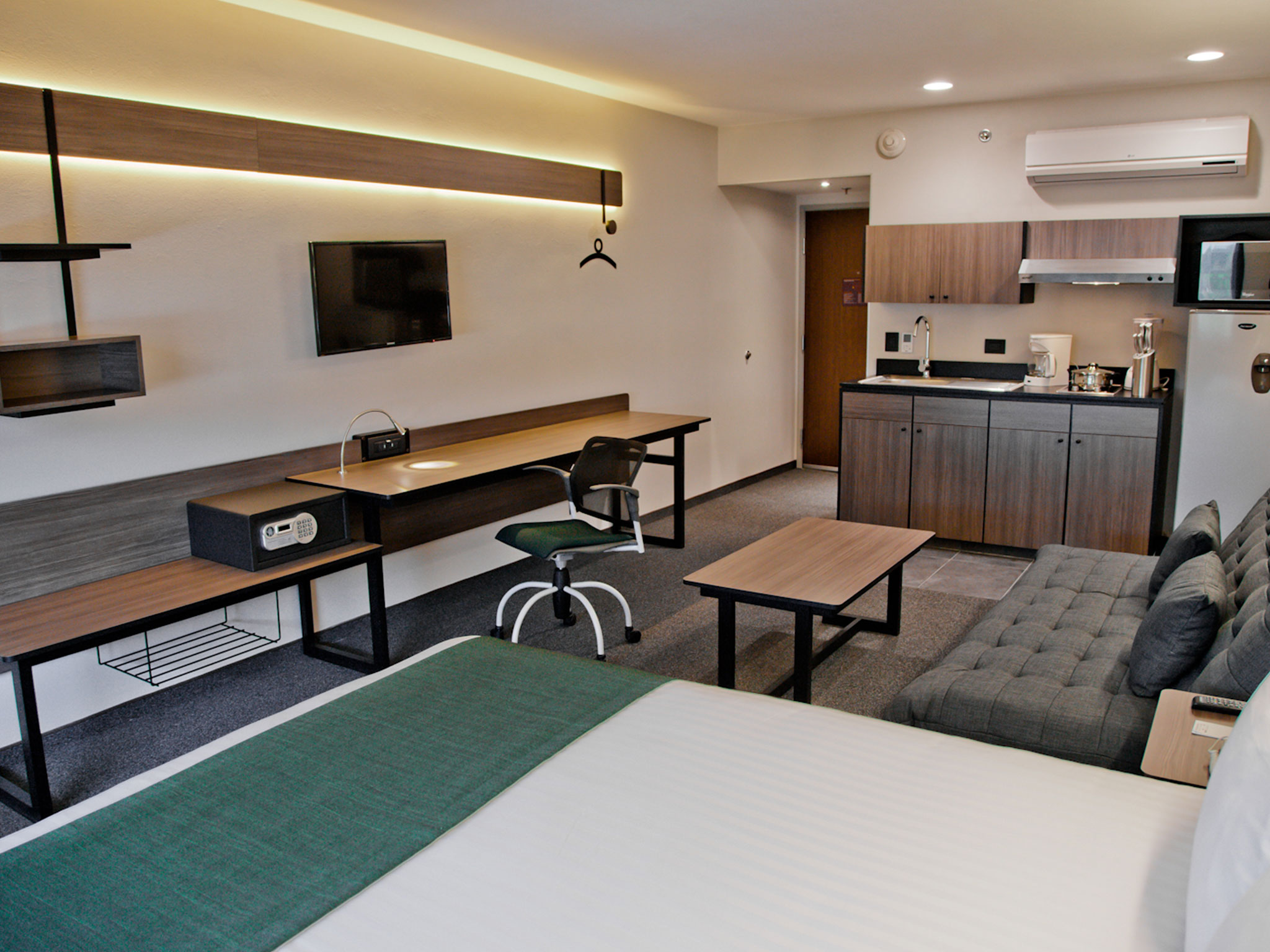 Фото City Suites Tijuana Río