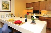 Фото Chase Suite Hotel Newark