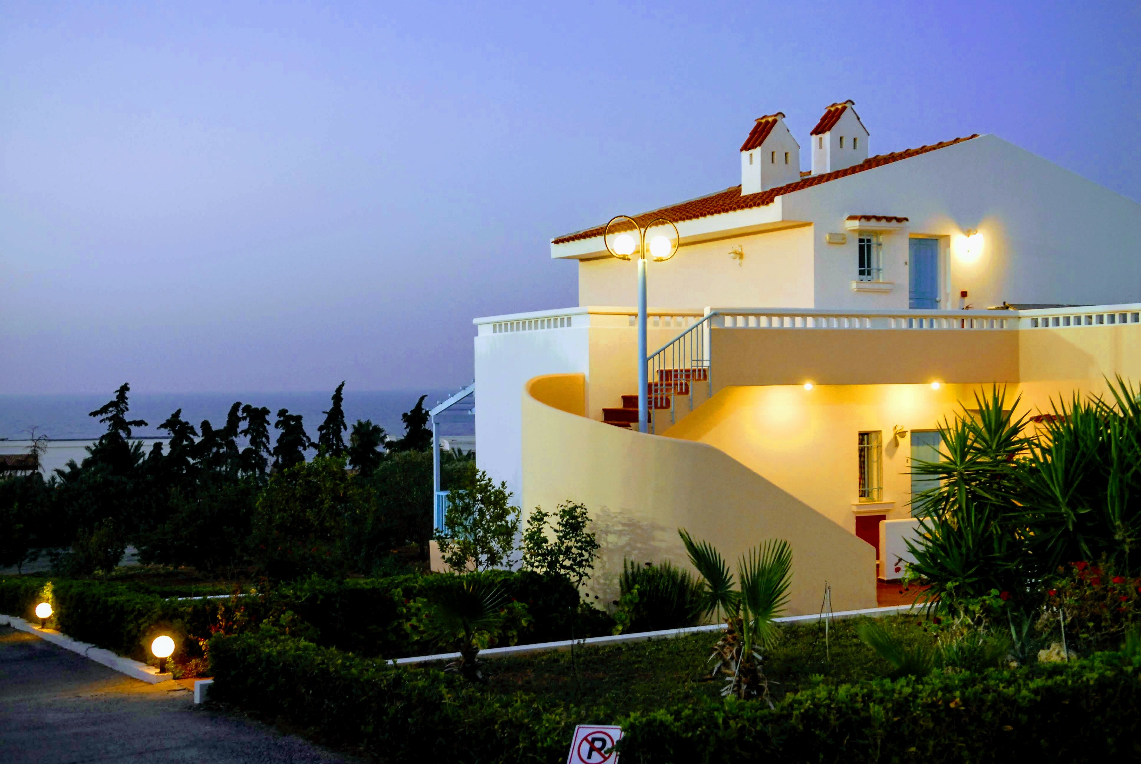 Фото Golden Dream Apartments