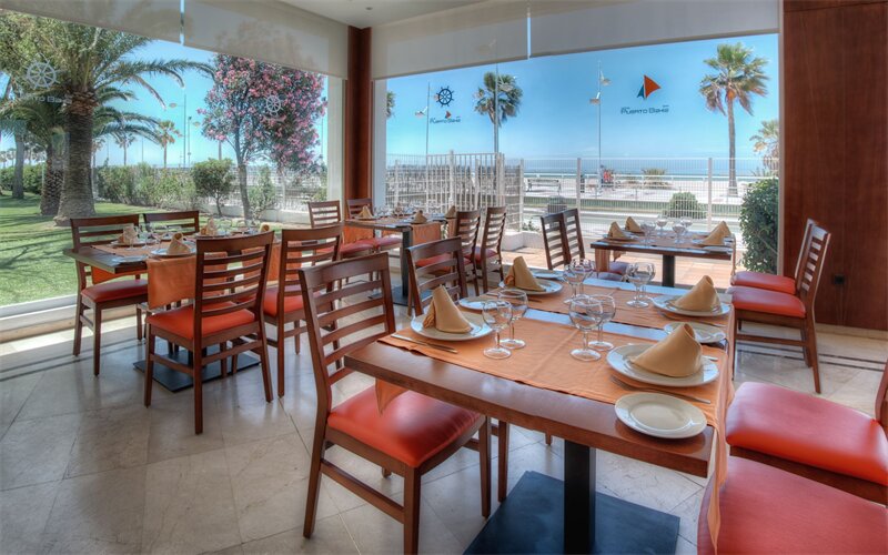 Фото Hotel Puertobahia & SPA