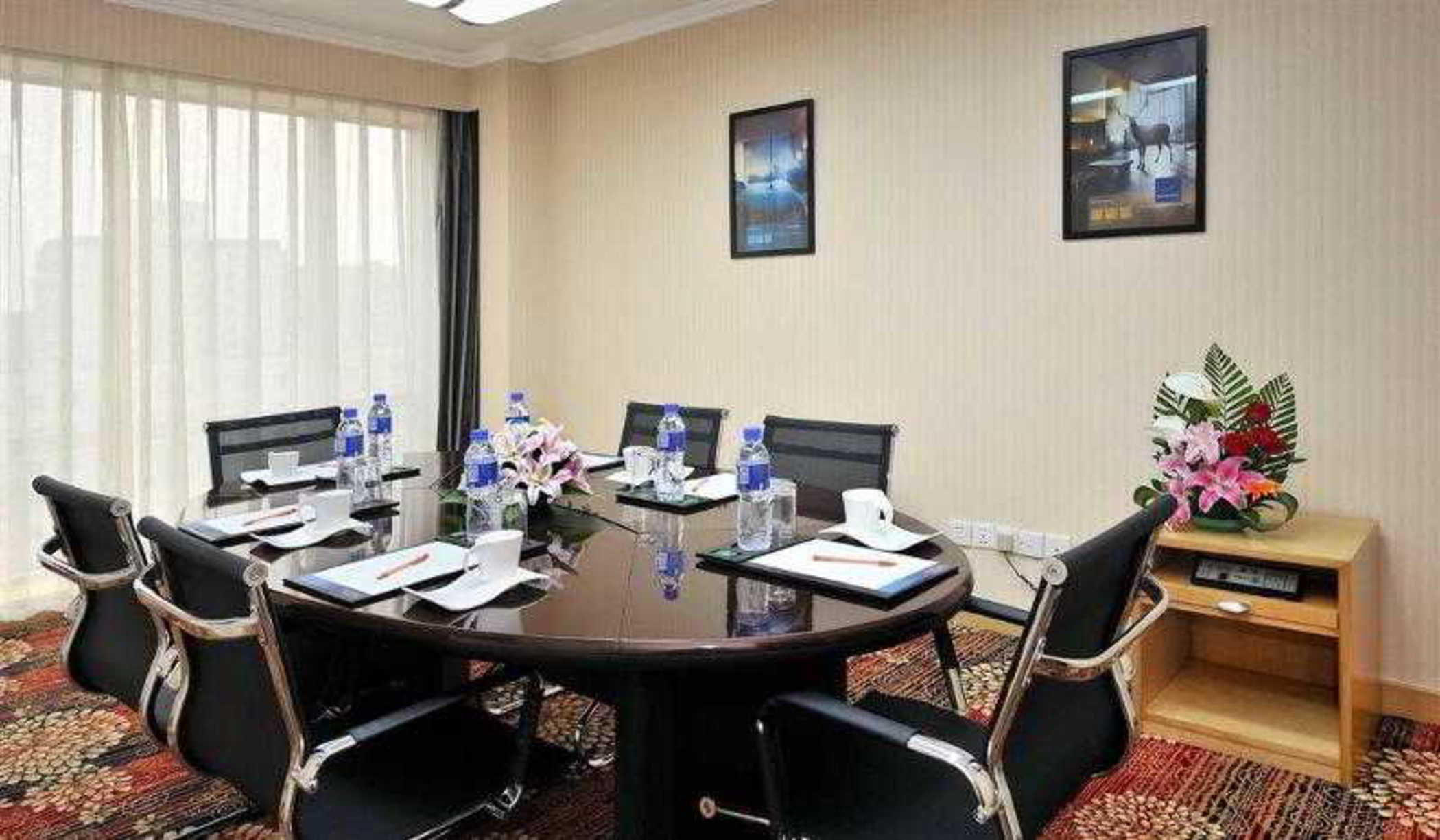 Фото Beijing Xinqiao Hotel