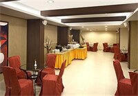 Фото Cocoon Hotel