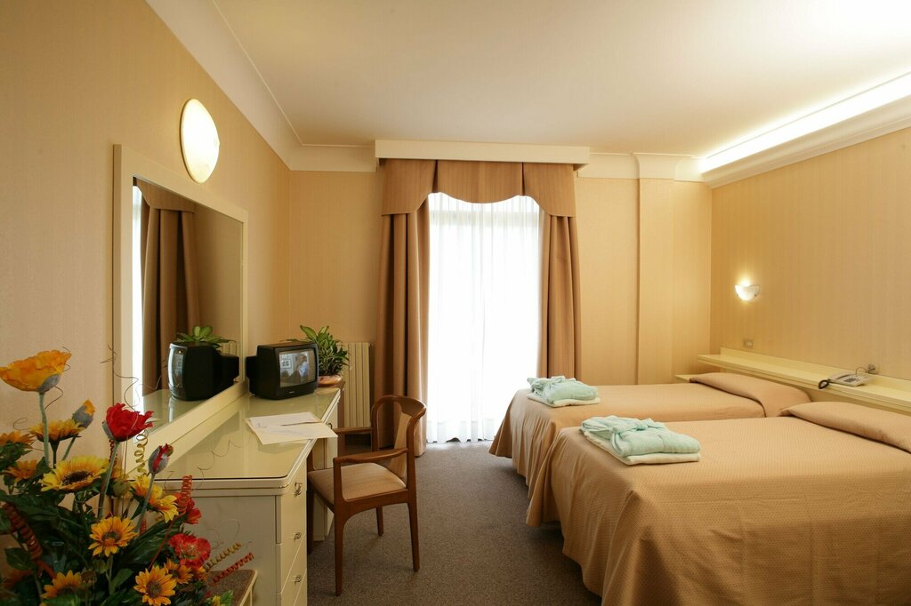 Hotel Hotel Commodore Terme, Montegrotto Terme, photo