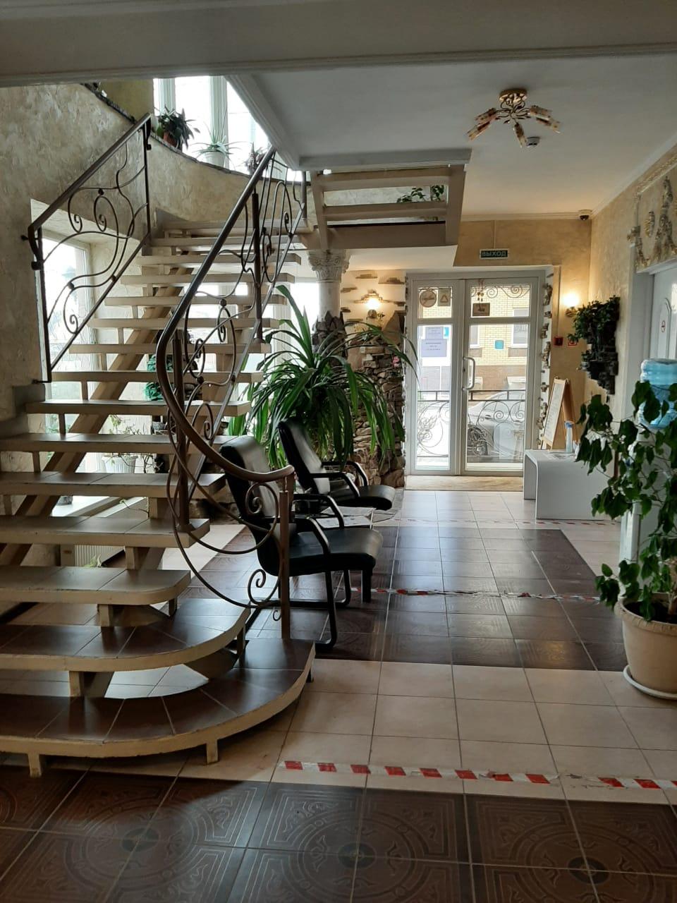 Фото отеля 2