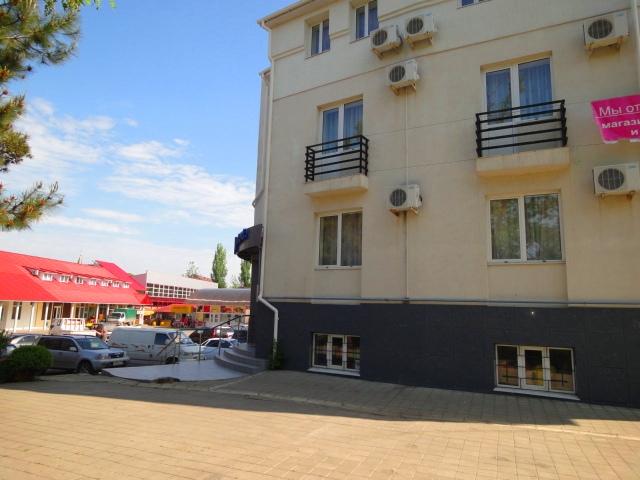 Фото Априори