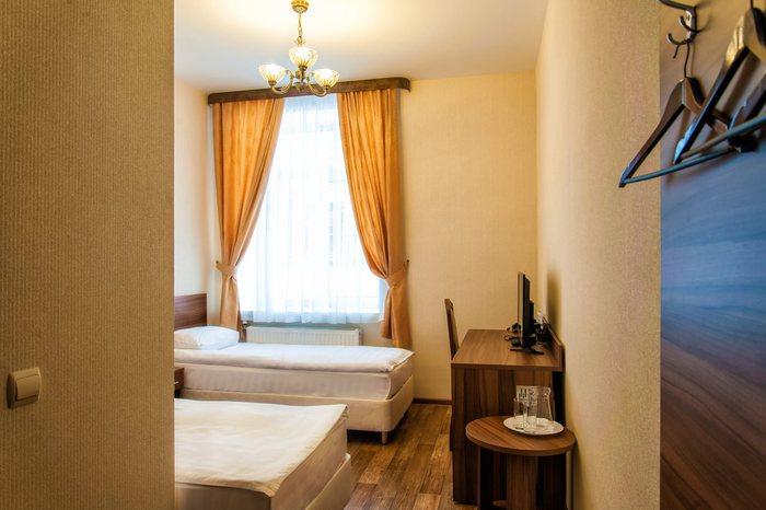 Фото отеля 2