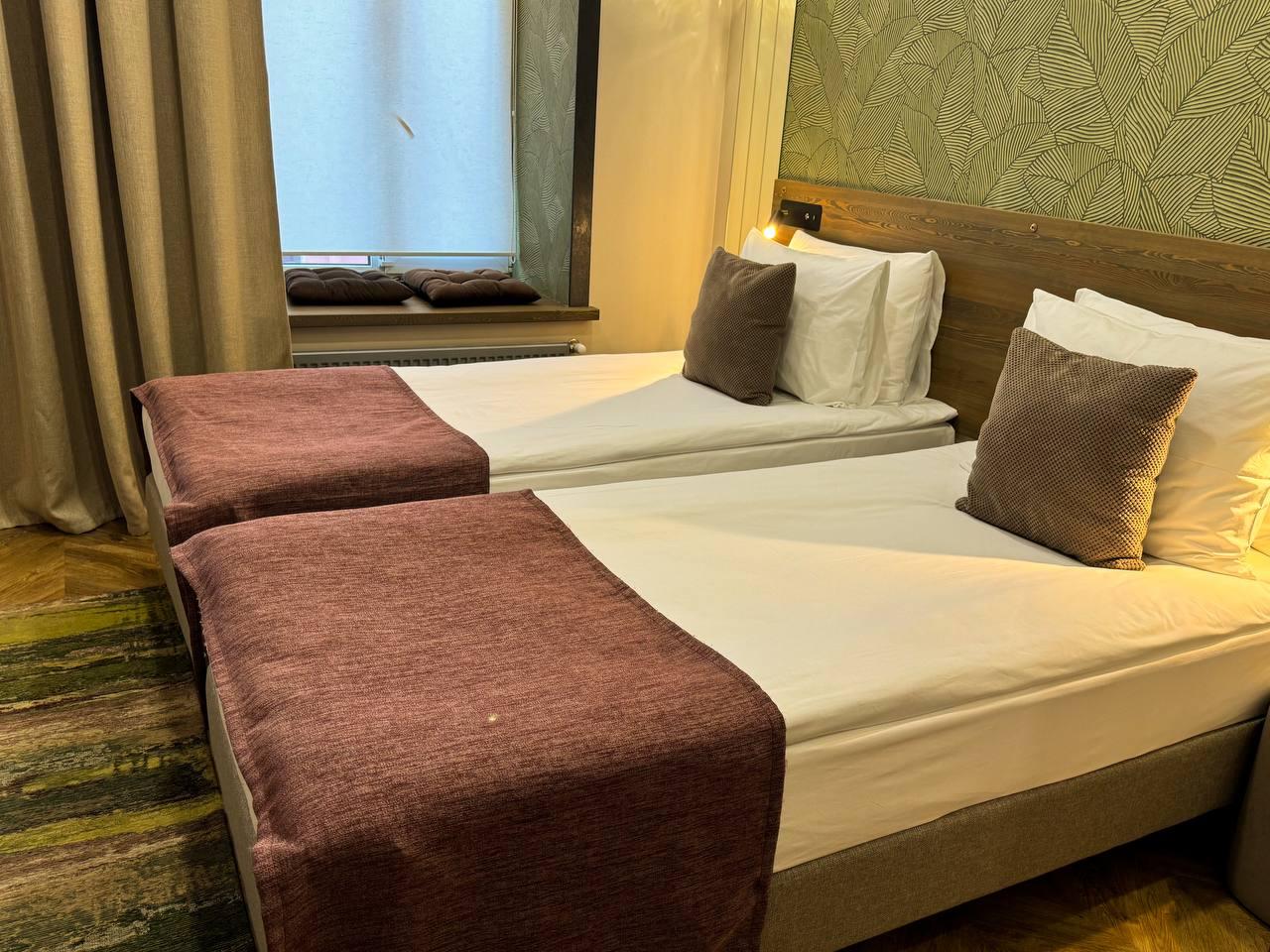 Фото Марипоса