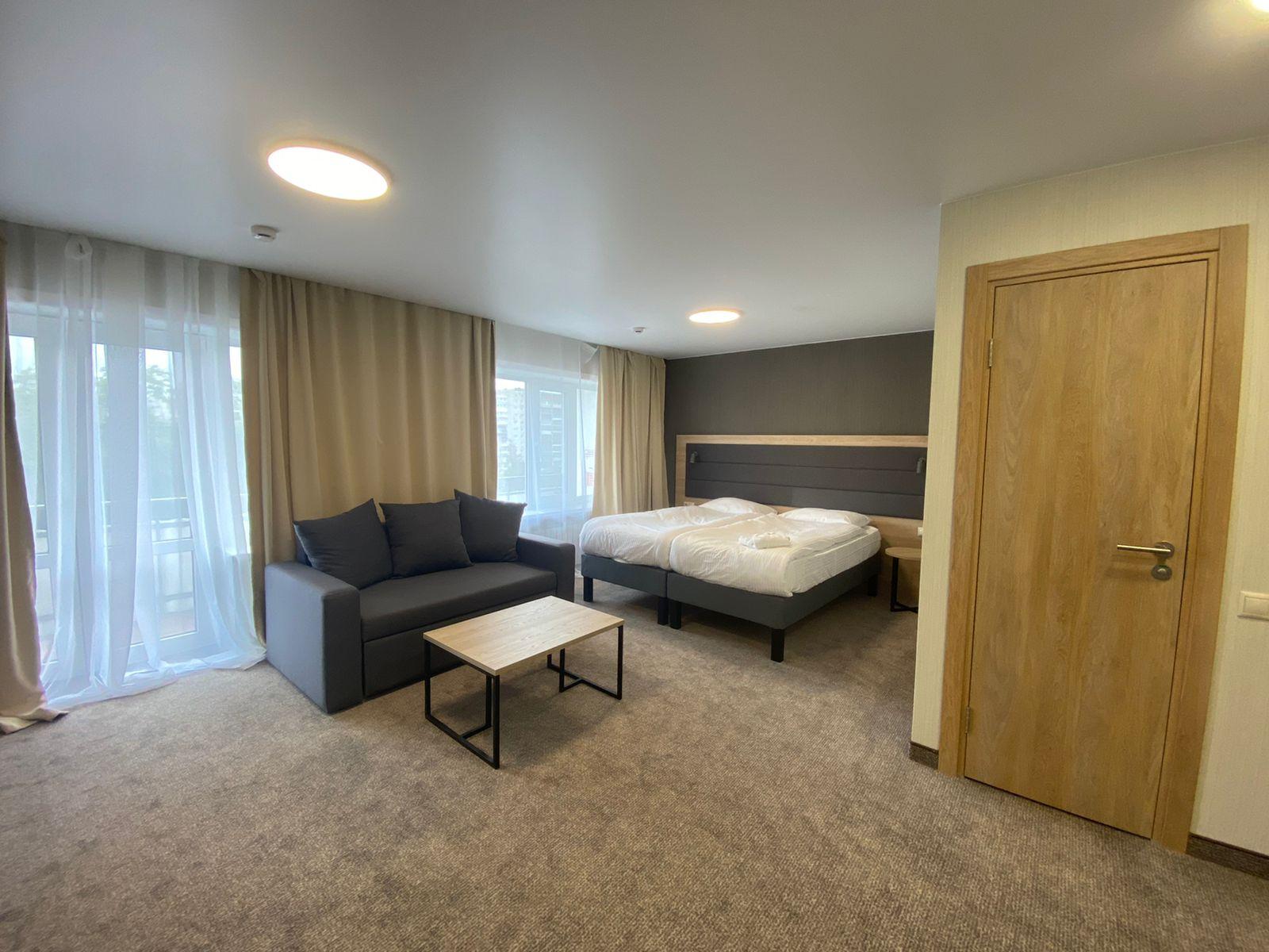 Фото отеля 1