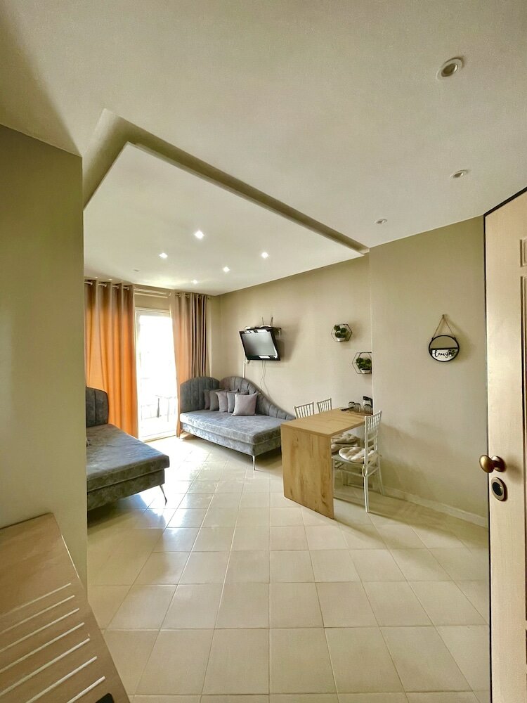 Фото Belle Vue Apartments