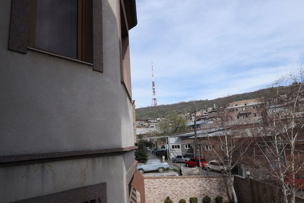 Фото Caribian Hotel Yerevan