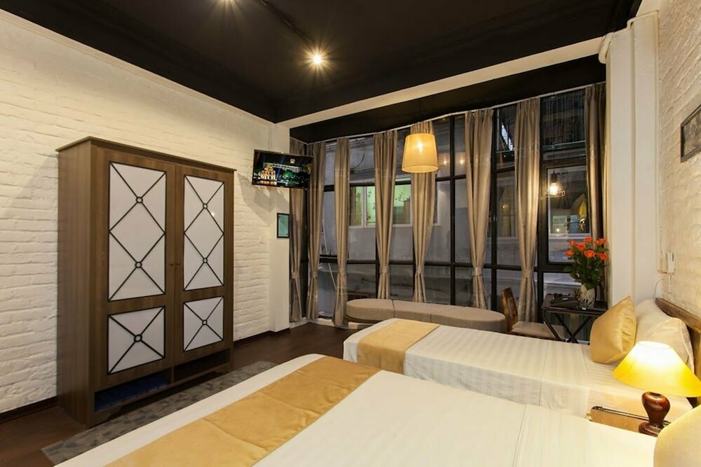 Hotel Luxury Backpakers, Hanoi, photo