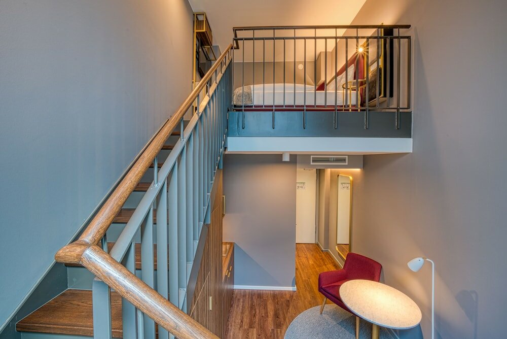 Фото Plaza Premium Muenchen