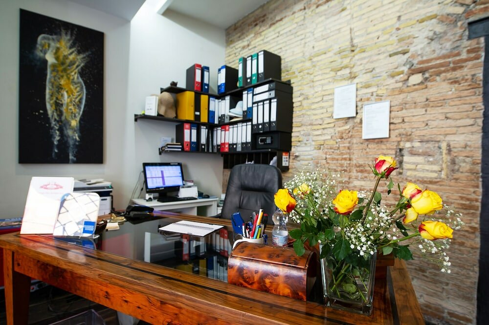 Фото Borgo Pio Suites Inn