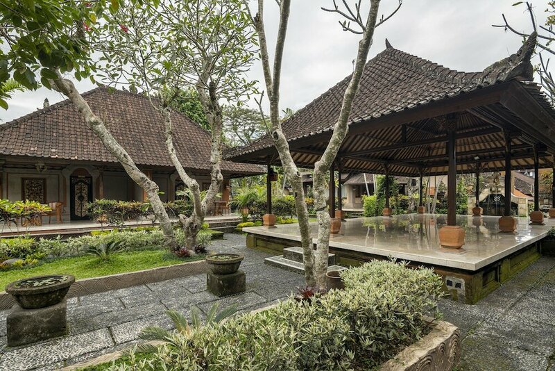 Гостиница Puri Saraswati Dijiwa Ubud