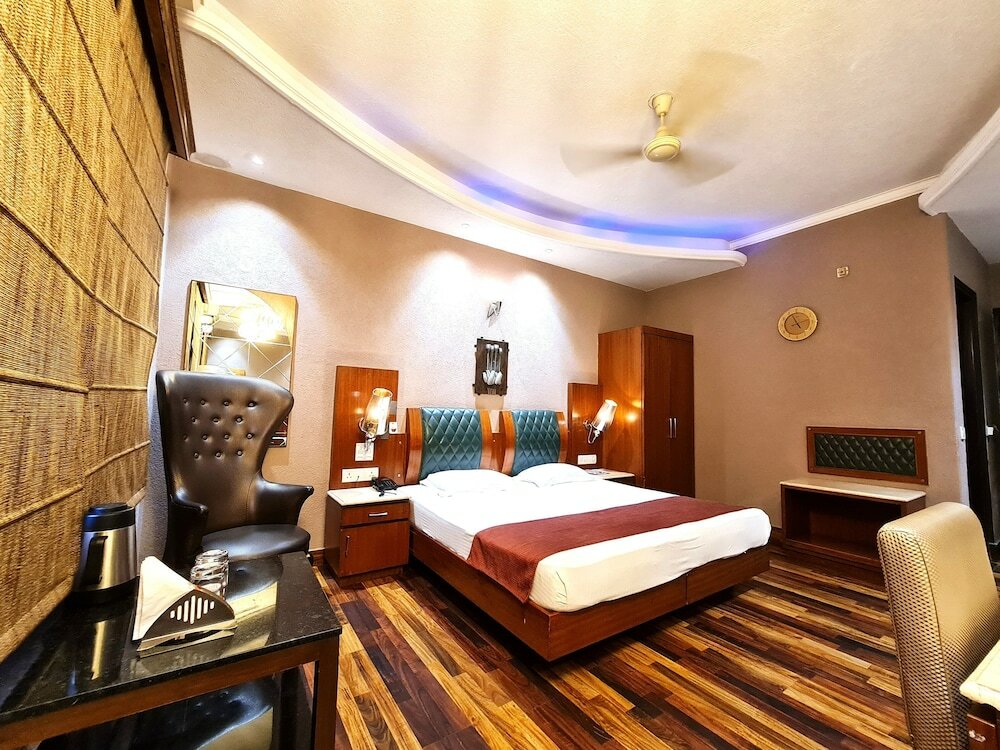 Фото Hotel Royal Castle Grand