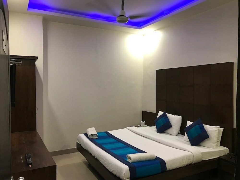 Фото Saina International