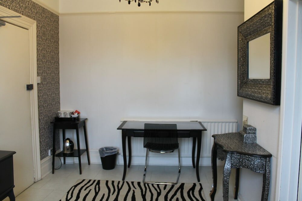 Фото Wimbledon Hotel