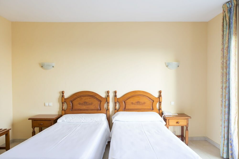 Фото Málaga Hotel Eliseos