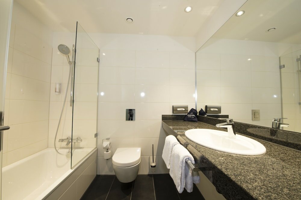 Фото Carathotel Düsseldorf City